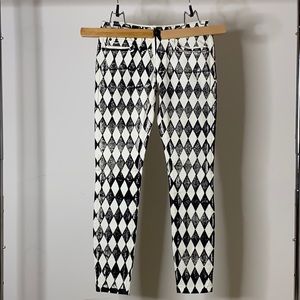 Bebe - Diamond Print Skinny Jeans